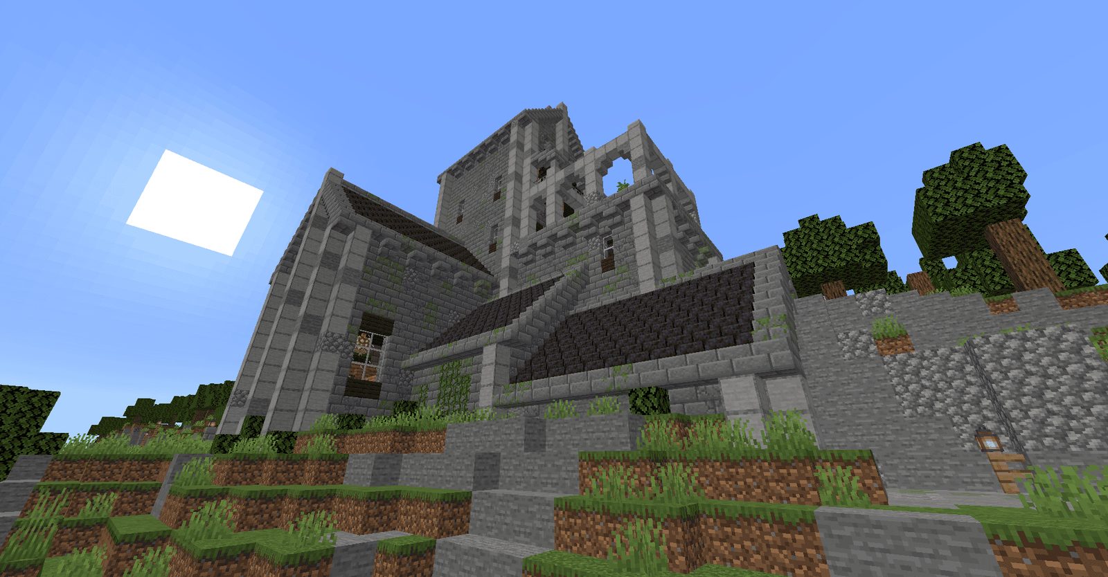 Medium Furnished Castle for Survival